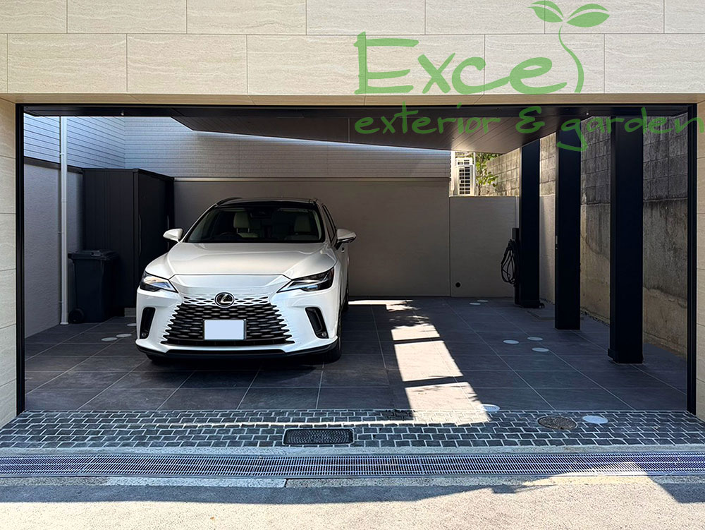 〈箕面市〉カーポートSC 2台用・90°回転納まりでつくる上質な駐車スペース