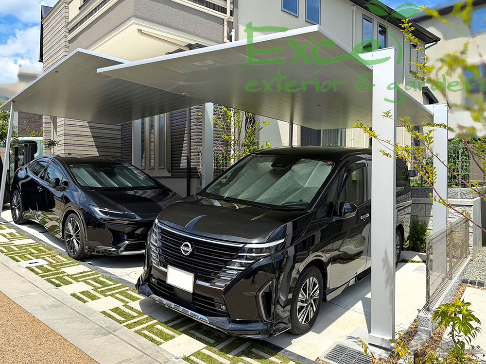 茨木市でカーポートSC 1台用を2基、L字型に配置