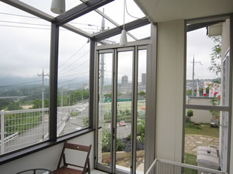 ココマガーデンルーム腰壁＋オープンテラスタイプ（神戸市北区）2