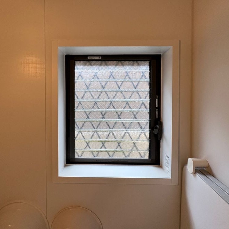 お風呂場内窓インプラス施工前