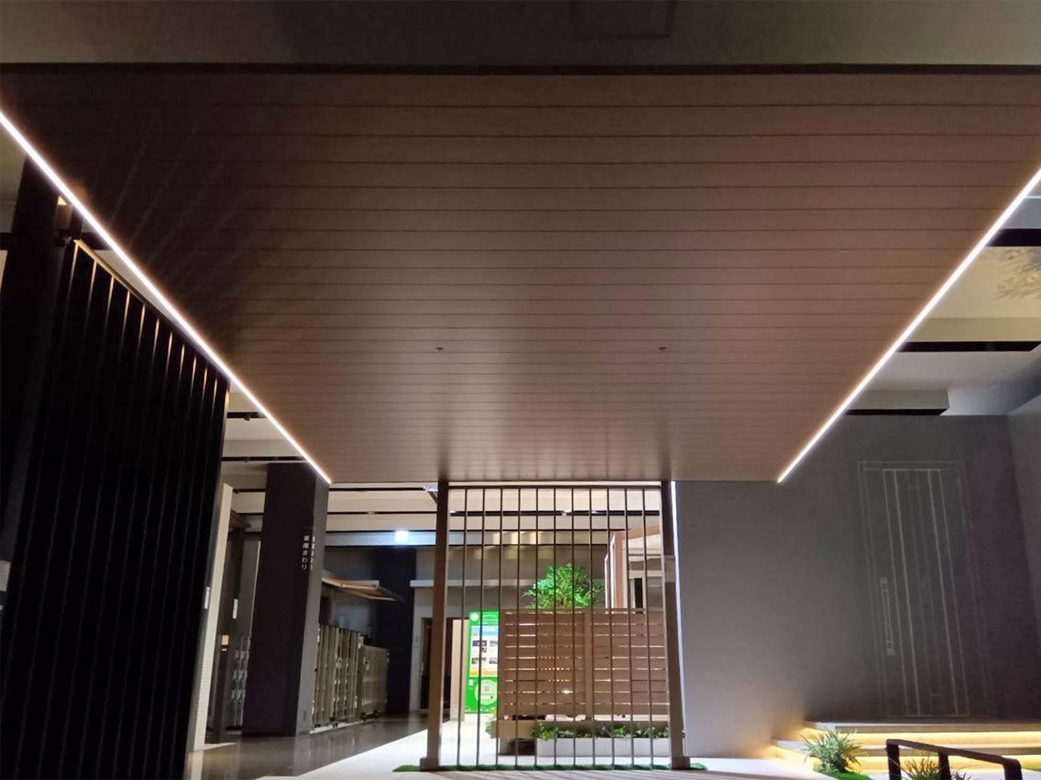 カーポートSCフレーム展示ライトアップ屋根